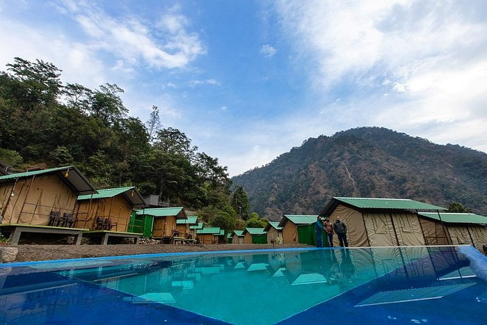 Camps with Swimming Pool